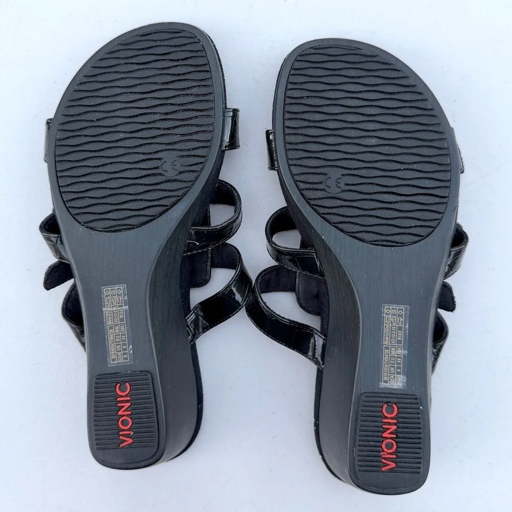 Vionic Black Croc Patent Leather Wedge Sandals Buckle Straps Womens 8 Wide
